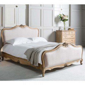 Montgomery Upholstered Luxury Bed Classic French Bed, French Upholstered Bed, Cama Super King Size, French Furniture Design, Wood And Upholstered Bed, Linen Upholstered Bed, Bed Weather, French Beds, Simple Bed Designs