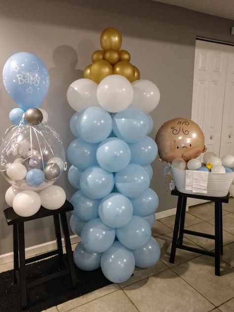 Balloon Bottle Decoration, Bottle Balloon Decoration, Ballon Butterfly, Baby Bottle Decorations, Baby Shower Recuerdos, Bathtub Gifts, Baby Boy Balloons, Baby Shower Balloon Decorations, Balloon Company