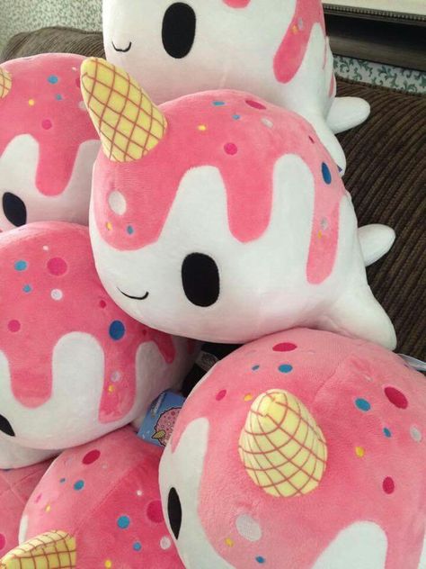 Candy narwhal plush Kawaii Stuffed Animals, Toys Aesthetic, Aesthetic Plush, Kawaii Narwhal, Narwhal Plush, Aesthetic Toys, Anting Manik, Cute Squishies, Kawaii Toys