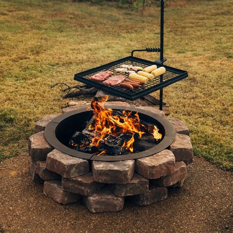 Brick Outdoor Fire Pit, Corner Fire Pit Ideas, Inground Fire Pit, Diy Firepits Backyard, Outside Fire Pit Ideas, Block Fire Pit, Bond Fire, Steel Fire Pit Ring, Pallet Fire Pit