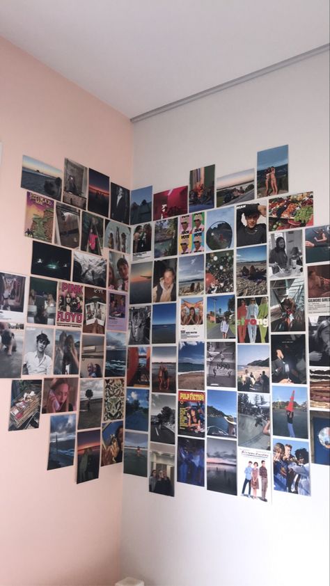 Big Photo Collage Ideas, Photowall Ideas Bedroom Layout, Postcards Aesthetic Wall, 6x4 Photo Wall Display, Photo Wall Collage Bedroom Aesthetic, 4x6 Photo Wall Collage Ideas, Photo Wall Collage Bedroom Pictures, Foto Collage Wand, Cute Photo Wall