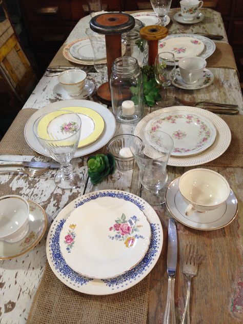 Family Dinner Table Setting, Dressage Table, Mismatched Table Setting, Vintage Table Setting, Spring Birthday Party, Mismatched Plates, Mismatched China, Hosting Dinner, Boozy Brunch