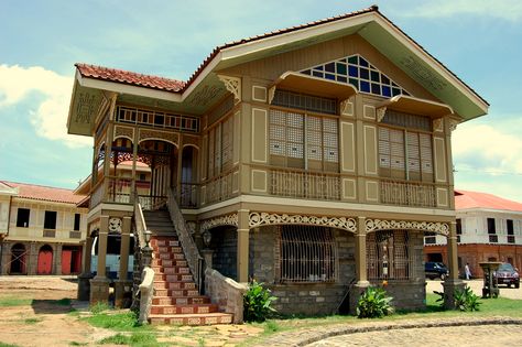 Old house in Philippine #KBHomes Modern Filipino House, House Design Philippines, Nipa Hut, Philippine Architecture, Old House Design, Filipino House, Hut Design, Filipino Architecture, Philippine Houses