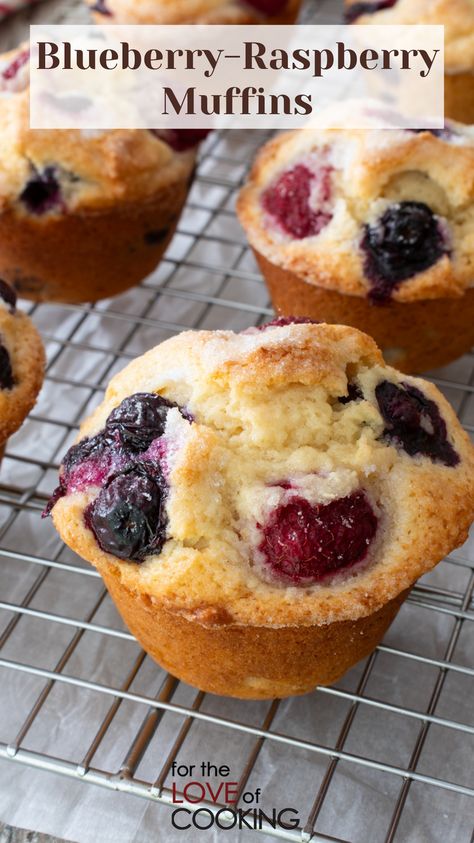 Made with fresh berries and pantry ingredients, these tender blueberry-raspberry muffins are bursting with tart berry flavor and are so easy to make. #recipes #muffins #blueberry #raspberry #baking #bakingfromscratch #blueberries #raspberries Blueberry Raspberry Recipes, Blueberry Raspberry Muffins, Raspberry Baking, Raspberry Muffin Recipes, Recipes Muffins, Mini Blueberry Muffins, Blackberry Muffin, Muffins Blueberry, Easy To Make Recipes