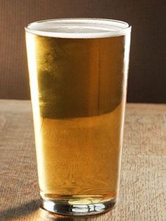 Hefeweizen Beer, Beer Recipes Homebrew, Beer Brewing Recipes, Craft Beer Recipes, Ale Recipe, Brewing Recipes, Homemade Beer, Diy Beer, Homebrew Recipes