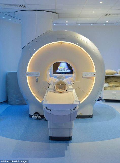 Existing MRI scanners are too big to be moved around and used during major surgery Mri Machine, University Of York, Brain And Spine, Machine Project, Diagnostic Centre, 4d Ultrasound, Mri Scan, Magnetic Resonance Imaging, Machining Projects