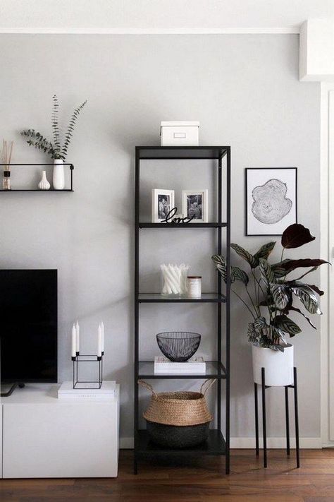 Black And White Living Room Decor, Small Apartment Decorating Living Room, White Living Room Decor, Black And White Living Room, First Apartment Decorating, Elegant Living Room Design, Small Apartment Living Room, Small Apartment Living, घर की सजावट