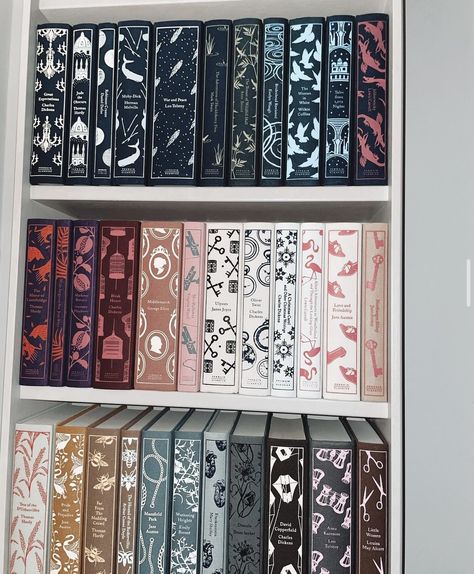 Credit: gina_roberta_reads instagram Aesthetic Hardcover Books, Hardback Books Aesthetic, Hardcover Book Aesthetic, Diy Hardcover Book, How To Rebind A Book, Book Rebinding Cover Ideas, Book Binding Cover Ideas, Rebinding Books Diy, Hard Cover Book Design