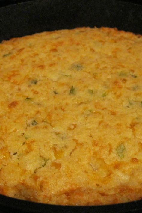 Deserts Cakes, Mexican Cornbread Recipe, Cornbread Recipes, Cornbread Dressing Southern, Mexican Cornbread, Dressing Recipes Cornbread, Southern Cornbread, Bread Man, Sweet Cornbread