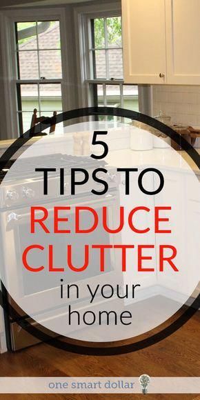 Do you find it difficult to keep your house clean from clutter? Here are 6 tips that will help you out. #clutter #cleaning #CleaningTips #Declutter #clutterclearingtips Declutter Life, Minimalist Cleaning, Clutter Help, Visual Clutter, Keep Your House Clean, Clutter Control, Decluttering Ideas, Declutter Your Life, Clutter Free Home