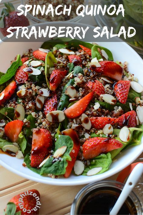 Strawberry Quinoa Salad Recipes, Quinoa Spinach Salad Recipes, Strawberry Quinoa, Ww Salads, Strawberry Salad Recipe, Salad With Spinach, Quinoa Spinach, Make Ahead Salads, Quinoa Salat