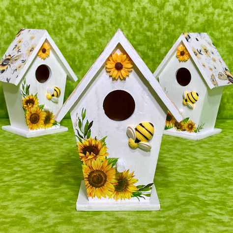 Bumblebee and sunflower decorative wood birdhouse for your summer home decor. A bright and sunny addition to a bookshelf, table, mantle and tiered tray. Makes a cute gift for mom, nature or bird lovers. Home Sweet Hive!  🐝 Hand painted, decoupaged with fabric roof, embellished with transfer, resin bee & flower, and sealed.  Approximately 5.5" x 4" x 2.5."  Photo props not included.  Care instructions: For my sealed products, I use Mod Podge, a nontoxic and nonflammable sealer (better for people Sunflower Birdhouse Painting Ideas, Bee Summer Decor, Birdhouse Painting Ideas Aesthetic, Mini Birdhouses Painted, Tiny Bird Houses Painted, Hand Painted Birdhouses, Birdhouse Craft, Wood Birdhouses, Bird Houses Ideas Diy