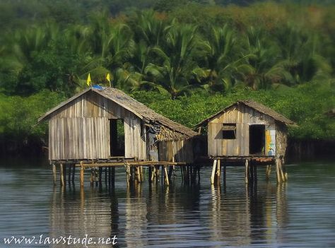 House On Stilt, Stilt House, Stilt Houses, Flooded House, House On Stilts, Stilts, Colonial House, Wooden Boats, Beach Town