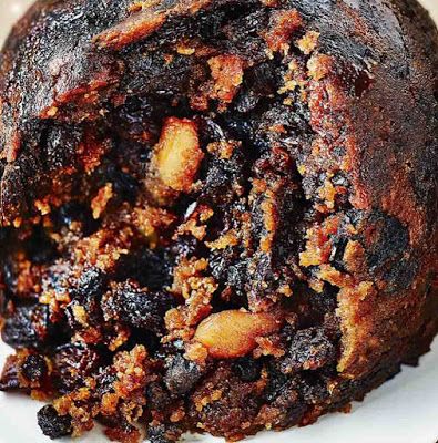 How to Make Jamie Olivers EASY Plum Pudding- An English Christmas Pudding Recipe Easy Dessert Recipes Easy Homemade Pastry Recipes Quick Pudding Recipes Easy Plum Pudding, English Christmas Pudding, Plum Pudding Recipe, Quick Puddings, Easy Pudding Recipes, Xmas Pudding, Christmas Pudding Recipes, Easy Puddings, Fruit Cake Christmas