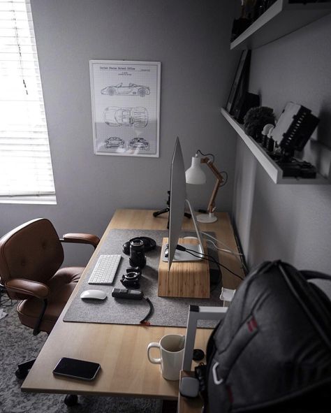 Apple Setup, Minimal Workspace, Agency Office, Ikea Office, Desk Cover, Dream Desk, Bedroom Setup, Adventure Photographer, Workspace Inspiration