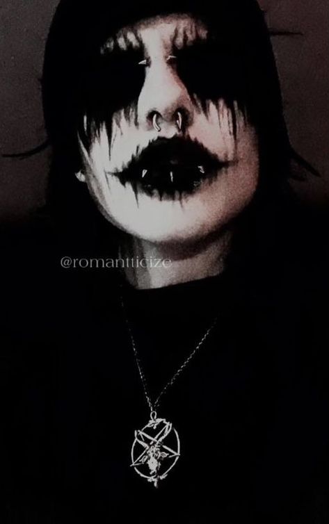 Goth Eye Makeup, Scene Makeup, Punk Makeup, Alt Makeup, Graphic Makeup, Horror Makeup, Swag Makeup, Emo Makeup, Edgy Makeup