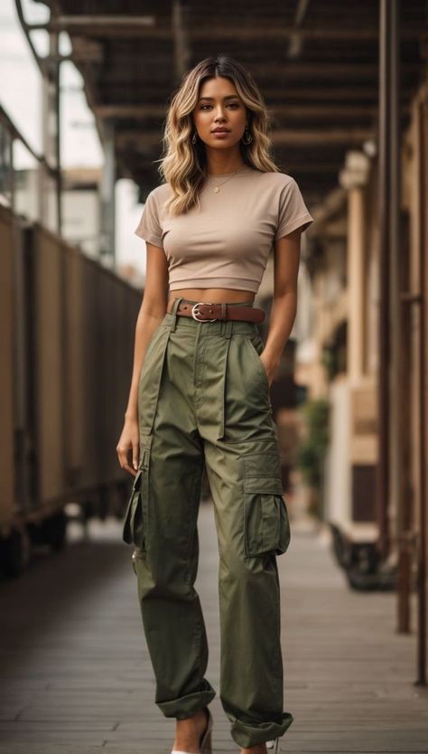 Nanny Outfits, Accessory Closet, Nanny Outfit, Safari Outfit, Paperbag Hose, Safari Outfits, Cargo Pants Outfit Women, Cargo Outfit, Cargo Pants Outfit