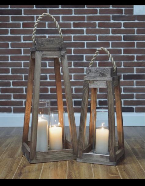 Wooden Latern, Wood Lantern Diy, Diy Wooden Lantern, Wooden Lanterns Diy, Woodworking Projects Table, Rustic Wood Lanterns, Handmade Wood Furniture, Lantern Centerpiece Wedding, Wood Yard Art