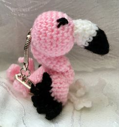 Crochet Keyring Free Pattern, Crochet Keychain Ideas, Wings Tutorial, Crochet Flamingo, Crochet Fish, Keychain Ideas, 4mm Crochet Hook, Crochet Keychain Pattern, Hand Crochet Baby Blanket