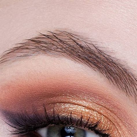 Cat Eye Makeup, In The Spotlight, Wedding Look, Wedding Looks, Wedding Makeup, Cat Eye, Makeup Artist, Eye Makeup, Copper