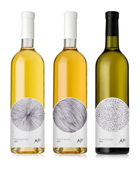 vine2 Unique Wine Labels, Creative Wine Label, Wine Bottle Label Design, Wine Label Packaging, Wine Logo, Wine Bottle Design, Label Shapes, Creative Package Design, Alcohol Packaging