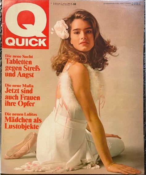 70s Brooke Shields, Brooke Shields Magazine Covers, 60s Magazine Covers, Brooke Shields 70s, Jacuzzi Couple Romantic, 60s Magazine, Couple Romantic, Star Magazine, Bf Gifts