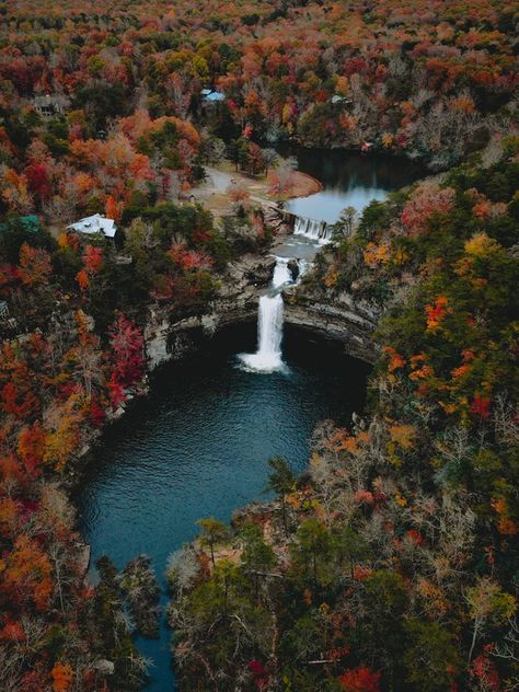 Desoto Falls and Desoto State Park near Fort Payne, Alabama. Isn't that lovely? (aerial view) Desoto Falls, Fall Fishing, Creepy Houses, Lookout Mountain, Kayak Adventures, Autumn Park, Nature Trail, State Park, Hiking Trails