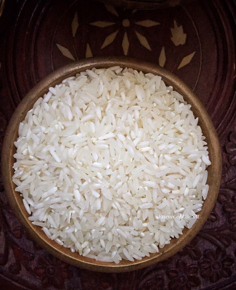 Simple techniques and methods to cook perfect white rice/raw rice.  I have tried to give few easy methods to perfectly cook Raw Rice/Pacharisi, and a few points like Rice Water Ratio, cooking time etc., for each method. A little practice is what you need for a perfect, fluffy rice every time you cook. Perfect White Rice, Raw Rice, Sense Of Taste, Fluffy Rice, Cheesy Chicken Broccoli, Cooking Photos, Cooking White Rice, Rice Water, Global Cuisine