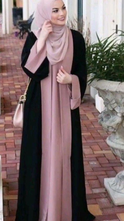 Simple Abaya Designs, Simple Abaya, Abaya Designs Latest, Islamic Fashion Dresses, Abaya Design, Moslem Fashion, Mode Turban, Muslim Women Fashion, Mode Abaya