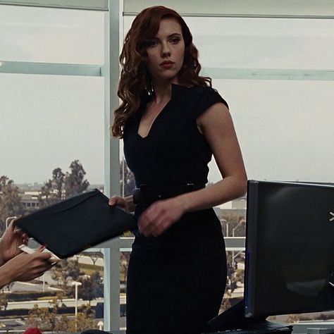 Natasha Romanoff Iron Man 2, Black Widow Iron Man 2, Natasha Romanoff Aesthetic, Black Widow Dress, Agent Romanoff, Widow Aesthetic, Natasha Romanoff Icon, Black Widow Aesthetic, Iron Man 2