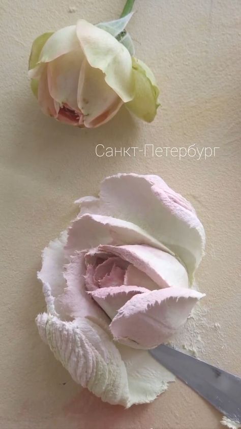 By @evgenia_ermilova Unique Easter Gifts, Unique Easter, Decorative Plaster, Palette Knife Painting, Plaster Art, Sculpture Painting, Porcelain Art, High Relief, Home Decor Paintings