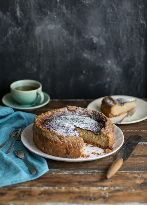 Earl Grey tea milk tart or London Fog Tennis Biscuits, London Fog Recipe, Biscuits Butter, Milk Tart, Slow Cooker Desserts, Biscuit Mix, Tea Milk, Grey Tea, Earl Grey Tea