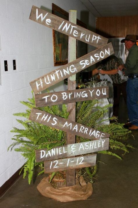 Hunting Camo themed rehearsal dinner "we interrupt hunting season" wedding sign Camo Wedding Decorations, Hunting Wedding Theme, Hunting Wedding, Themed Wedding Decorations, Camouflage Wedding, Fishing Wedding, Low Cost Wedding, Camo Wedding, Mom Wedding