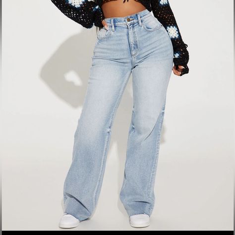 Fashion Nova Brand New Never Worn Size 5 Straight Leg Jean Jeans Black Women, Midsize Outfits, Fasion Outfits, Fashion Nova Jeans, Straight Leg Denim, Pretty Girl Outfits, 50 Fashion, Ripped Jeans, Jeans Style