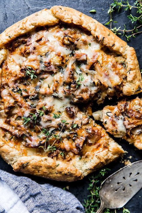 Savory Pie Recipes, Mushroom Galette, Best Mushroom Recipe, Wild Mushroom Recipes, Savory Pies Recipes, Galette Recipe, Mushroom Dish, How To Cook Mushrooms, Wild Mushroom