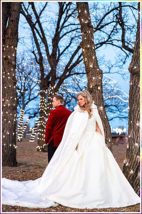 Winter Wedding Photos - Psst: Whatever you are looking for, buy it from Amazon.com TODAY!! Cloak With Fur, Wedding Gown Alterations, Winter Wonderland Wedding Theme, Christmas Wedding Dresses, Wonderland Wedding Theme, Winter Wedding Gowns, Beauty And Beast Wedding, Christmas Bride, Wedding Cloak