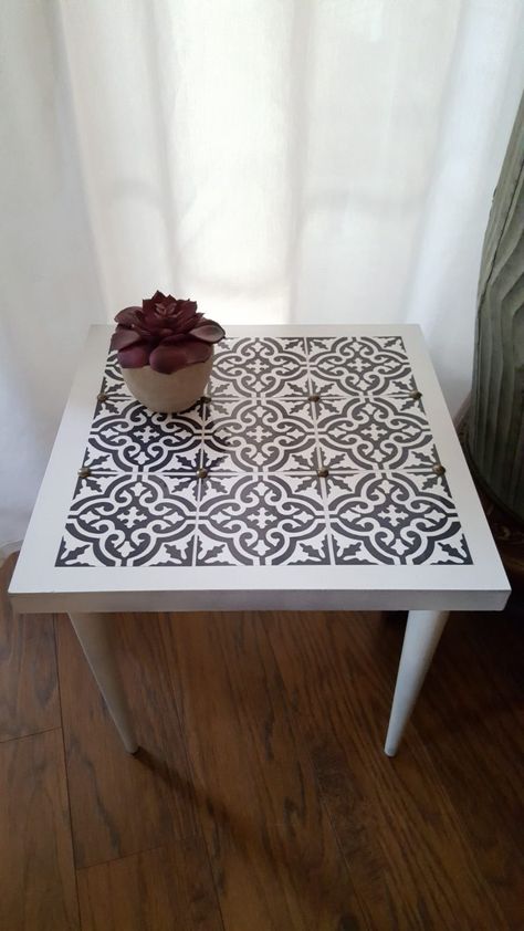 Coffee Table Tile, Table Tile, Coffee Table Redo, Tiled Table, Burlap Diy, Diy Farmhouse Coffee Table, Tile Furniture, Tiled Coffee Table, Tile Table