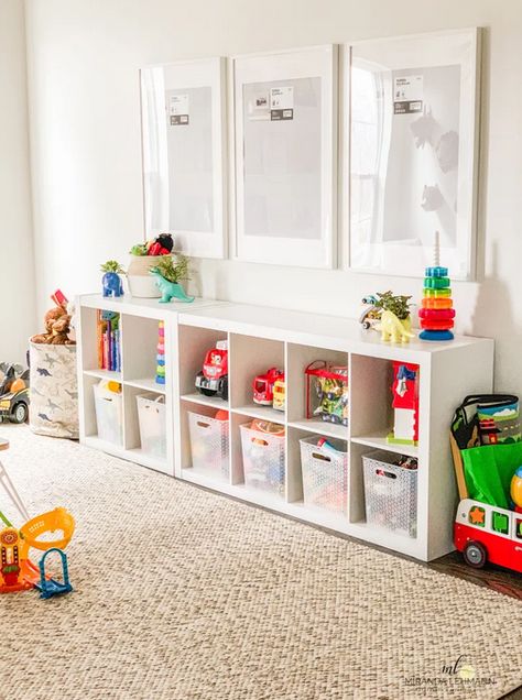 40 Clever Kid's Playroom Organization Ideas For Boys Organized Playroom, Small Playroom, Baby Playroom, Idee Babyshower, Basement Playroom, Boys Playroom, Girls Playroom, Toddler Playroom, Toy Room