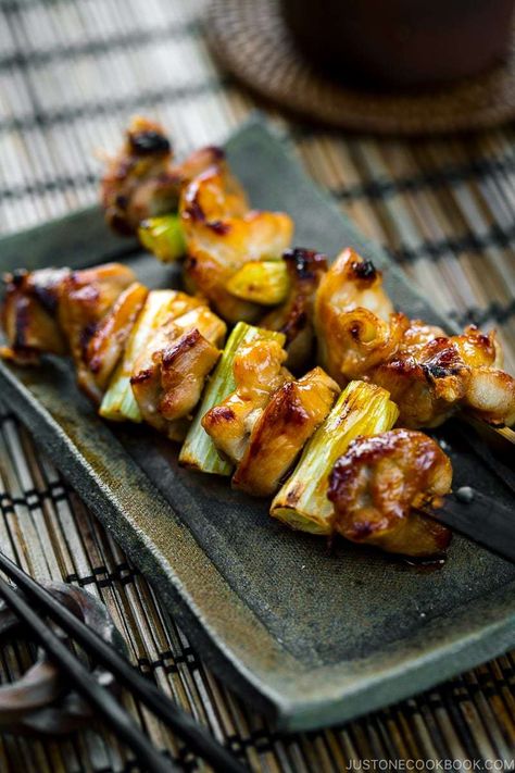 Yakitori Recipe, Bbq Meals, Japanese Appetizers, Just One Cookbook, Japanese Chicken, Clean Chicken, Easy Japanese Recipes, Sandwich Bar, Potluck Dishes