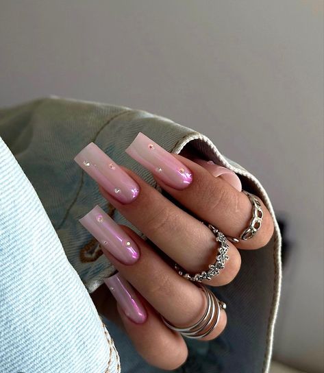 2 Tone Acrylic Nails, Different French Tip Nails, Office Nails Classy, Mom Nails, Classy Baddie Nails, Pink Chrome Nails, Nail Art Gel, Gem Nails, Pink Nail