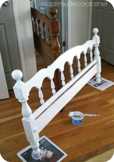 Painting A Headboard, Headboard Redo, Painted Wood Headboard, Bed Painting, Painted Headboard, Oak Headboard, Old Headboard, Two Tone Paint, White Headboard