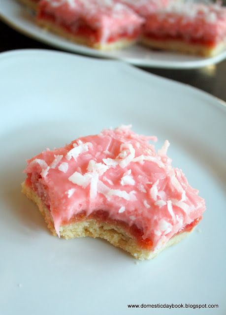 Cherry Slice Bars, Maraschino Cherry Pie, Cherry Slices Recipe, Maraschino Cherry Bars, Marachino Cherries Dessert, Marishino Cherry Recipes, Marchino Cherry Recipes, Maraschino Cherry Recipes, Cherry Bars Recipe