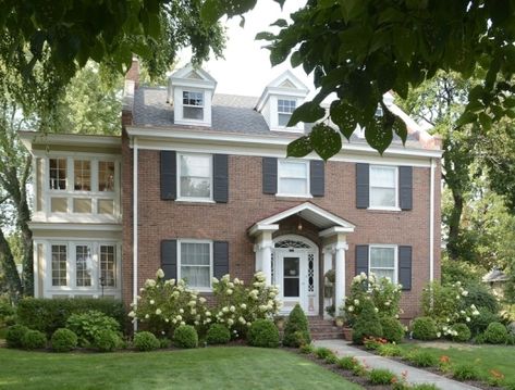 Brick Colonial House Exterior, Colonial House Landscaping, Colonial Home Exteriors, Colonial Landscaping, Brick Colonial House, Colonial Remodel, Small Colonial, Colonial Revival Home, Colonial Revival House