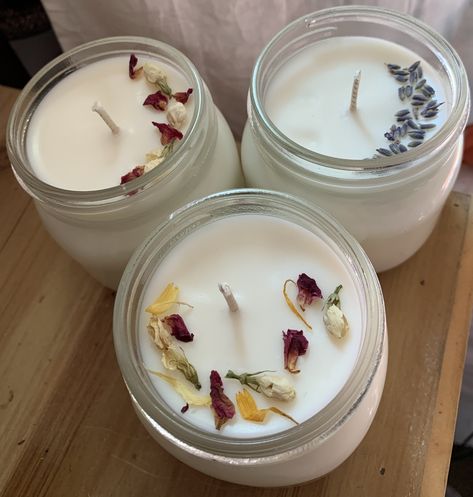 Lux Candles, Soya Mumu, Refreshing Drinks Recipes, Candle Craft, Lavender Candle, Natural Candles, Candle Companies, White Sage, Wax Candles