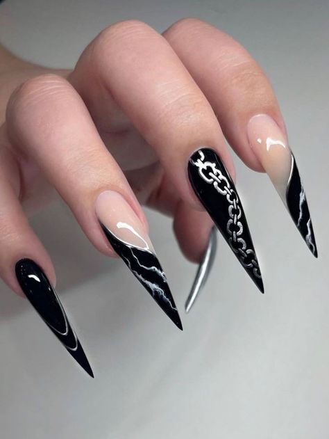 Nail Stilleto Ideas, Ongles Goth, Horror Nails, Classy Acrylic, Nails Stiletto, Gothic Nails, Edgy Nails, Goth Nails, Grunge Nails