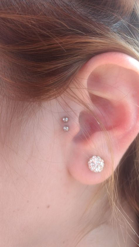 Double Tragus piercing ear Double Tragus Piercing, Double Tragus, Piercing Tragus, Tragus Piercing, Tragus Piercings, Tragus, Ear Piercings, Piercings, Diamond Earrings