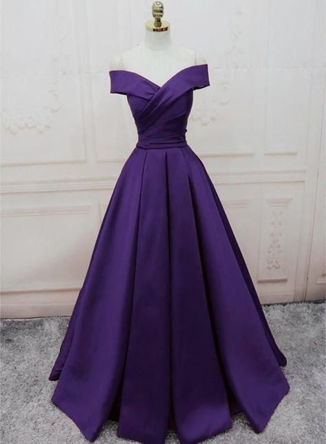 d72fbbccd9fe64c3a14f85d225a046f4desc48101894ri Gown Prom Dresses, 2021 Prom Dresses, Long Formal Gowns, Simple Prom Dress, Gown Prom, Vestidos Vintage, Dresses Elegant, Formal Gown, Party Dress Long