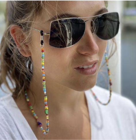 Eyeglasses Necklace, Sunglasses Necklace, Eyeglass Necklace, Cat Sunglasses, Necklace Holder, Sunglass Holder, Summer Sunglasses, Beaded Pendant Necklace, Rainbow Beads