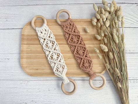 Macrame Tea Towel Holder, Macrame Projects Ideas, Tea Towel Holder, Kitchen Stove, Macrame Knot, Towel Hanger, Macrame Ideas, Wooden Ring, Macrame Projects