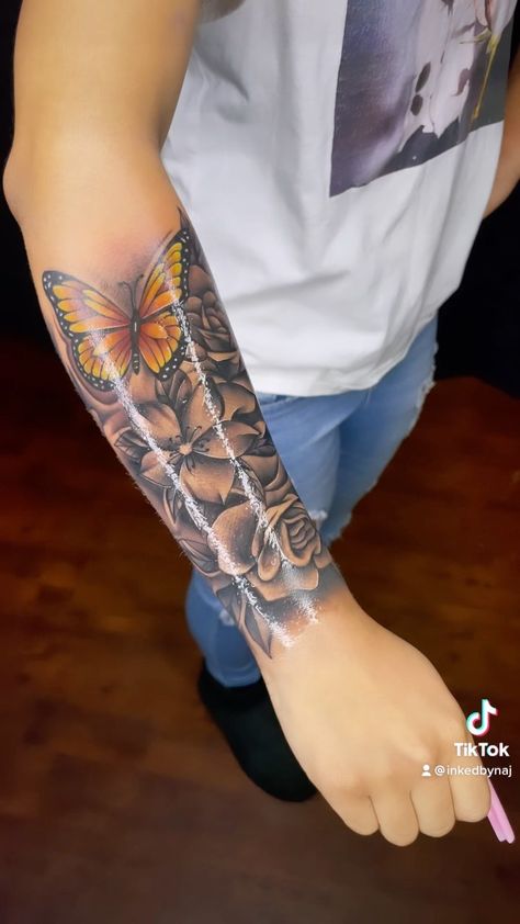 Female Arms, Arm Tattoos Black, 50 Tattoo, Feminine Tattoo Sleeves, Tattoos Arm, Hand Tattoos For Girls, Cute Hand Tattoos, Neck Tattoos Women, Tattoos For Women Half Sleeve